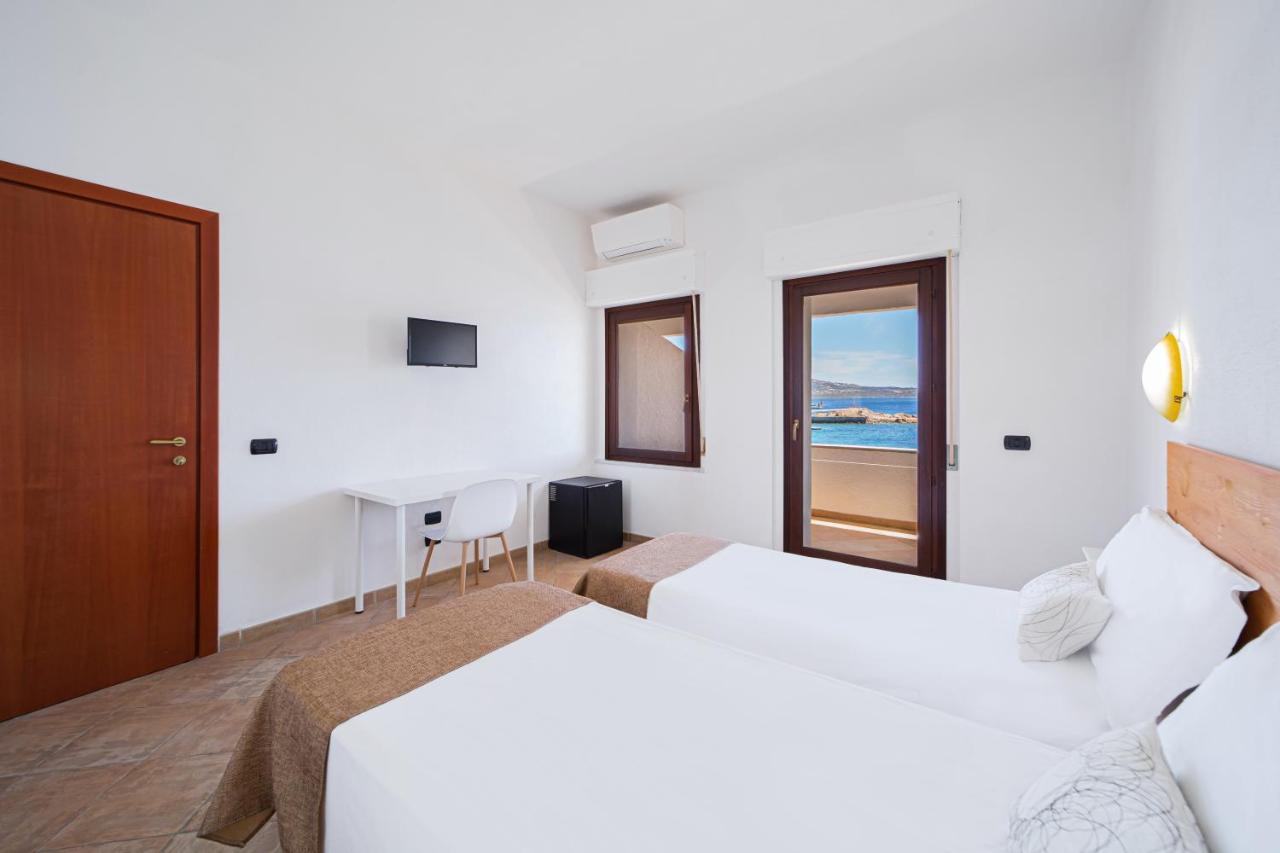 Il Gabbiano Hotell La Maddalena  Eksteriør bilde